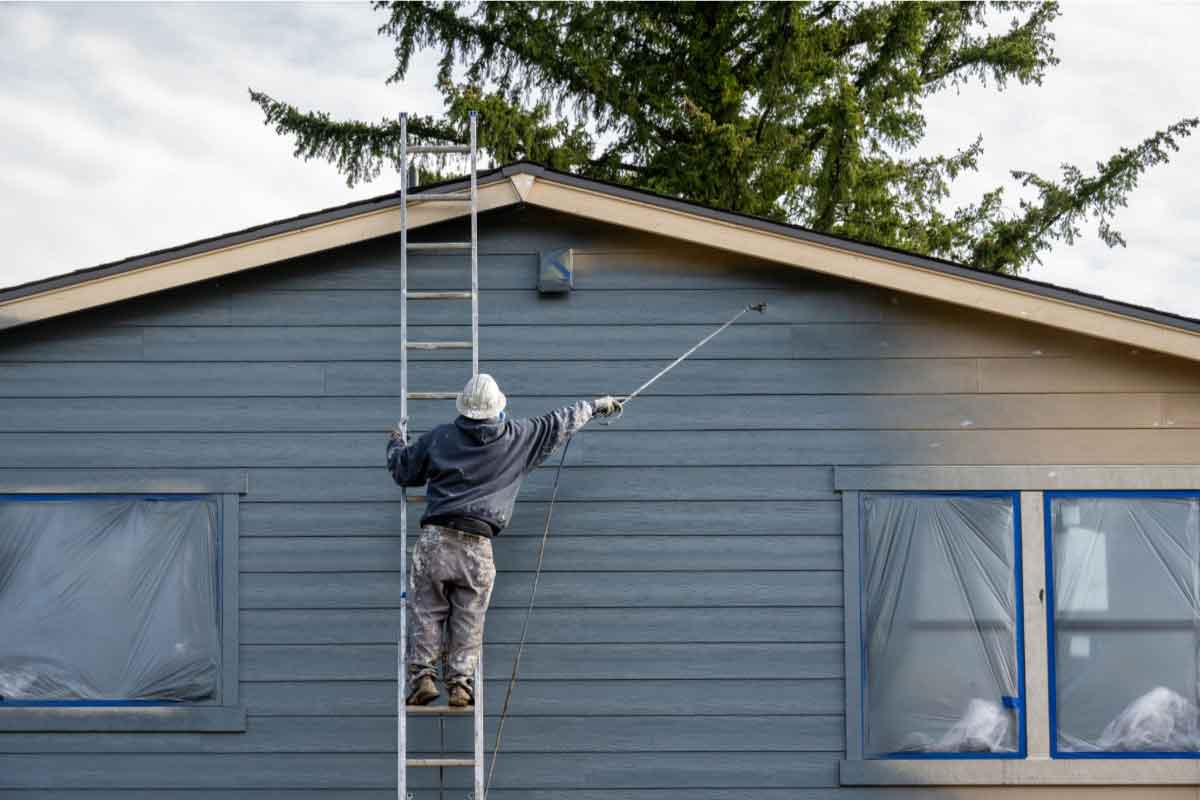 Exterior house painting Macomb County Sterling Heights - professional home painters